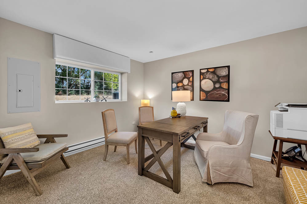 318 Foxglove Drive