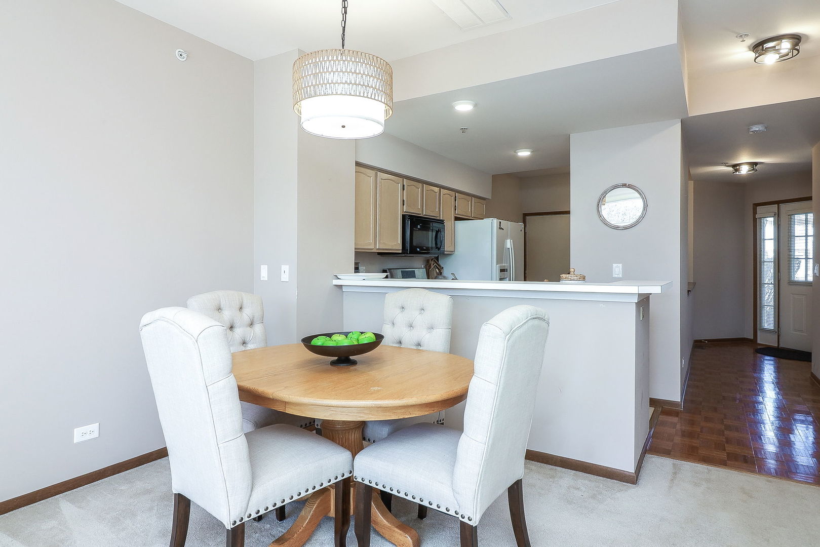 1149 E Addison Avenue