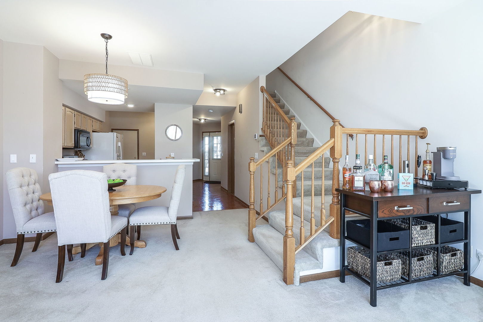 1149 E Addison Avenue