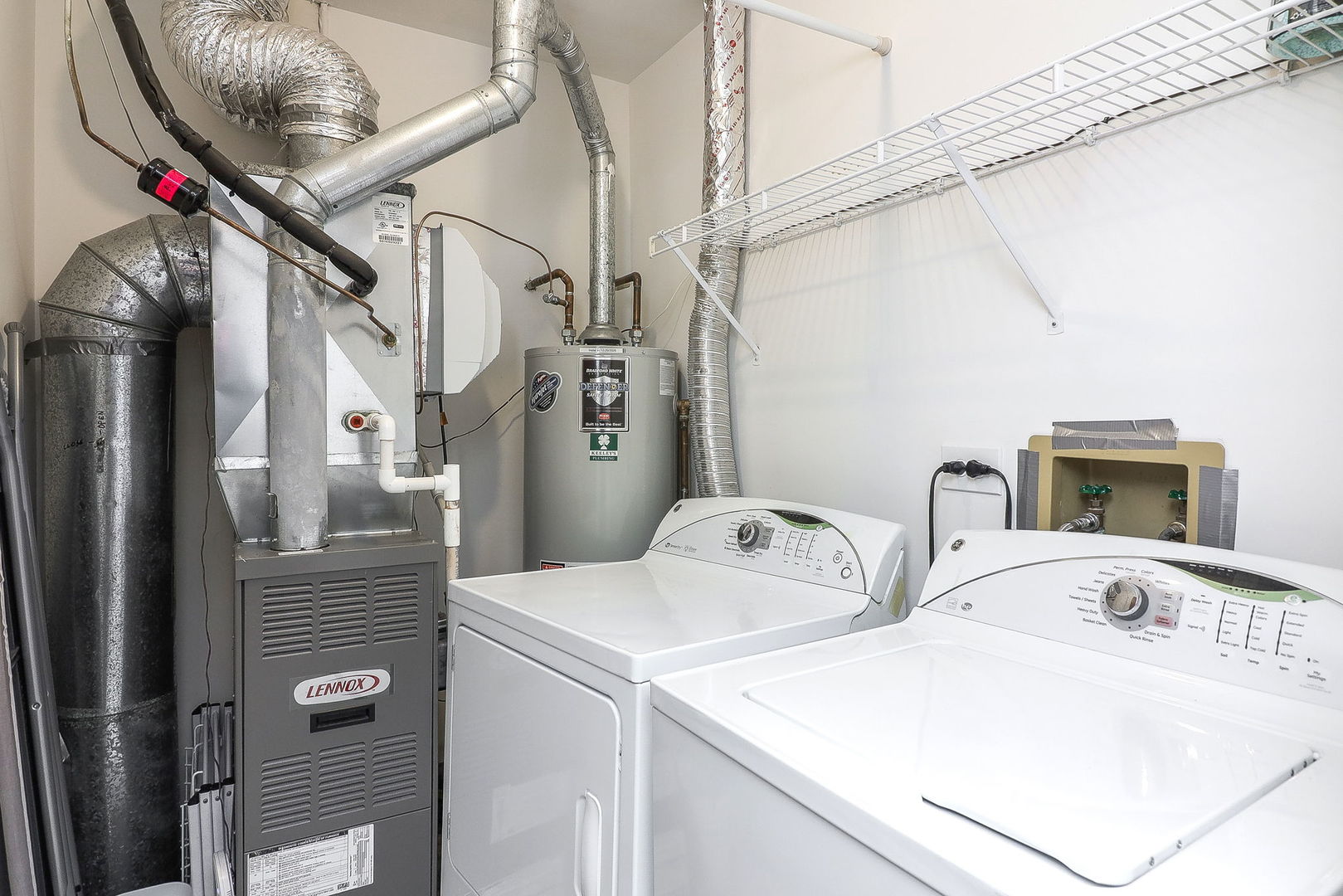 1149 E Addison Avenue