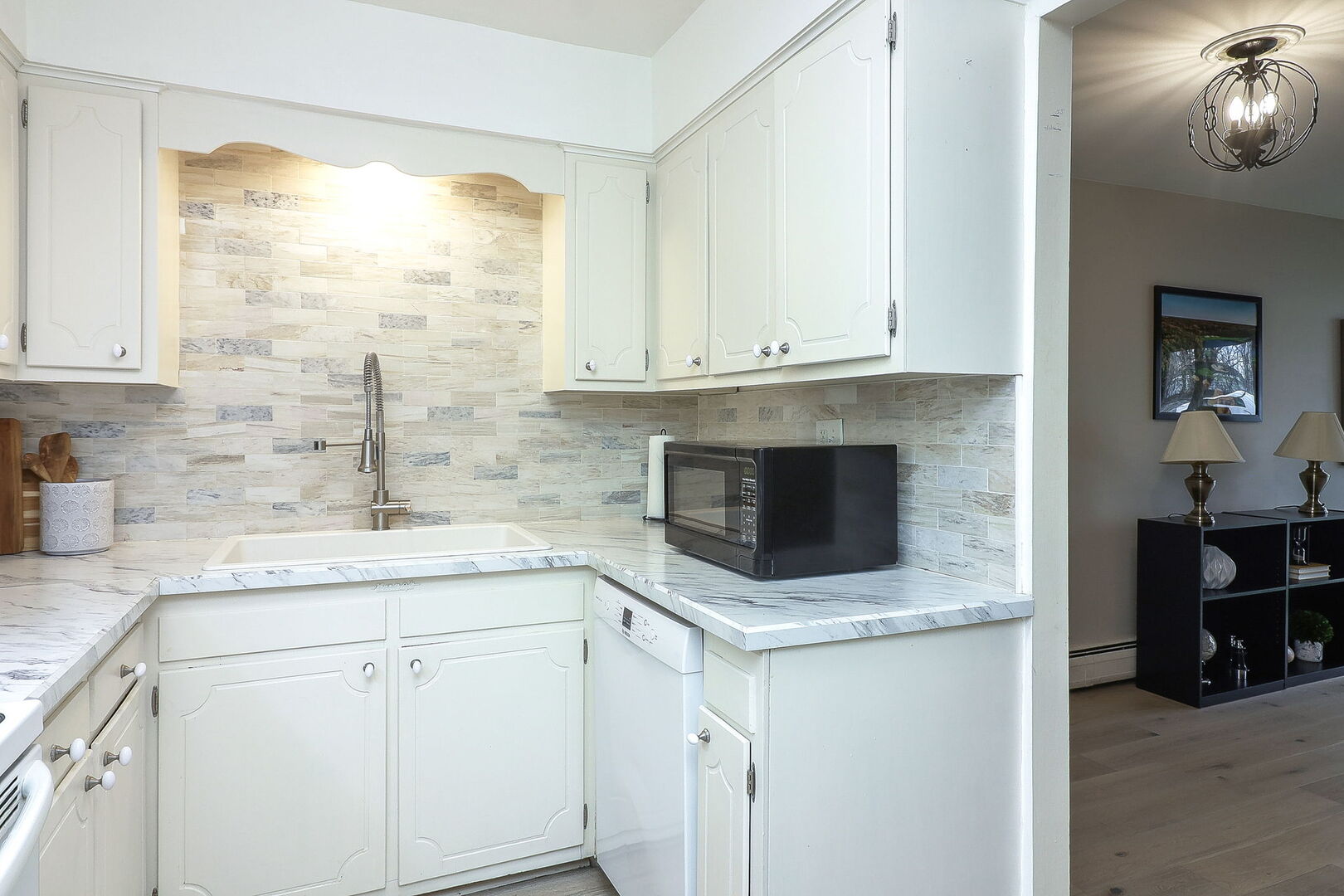 3941 Saratoga Avenue Unit: F-108