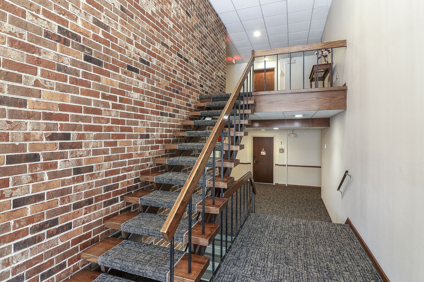 3941 Saratoga Avenue Unit: F-108