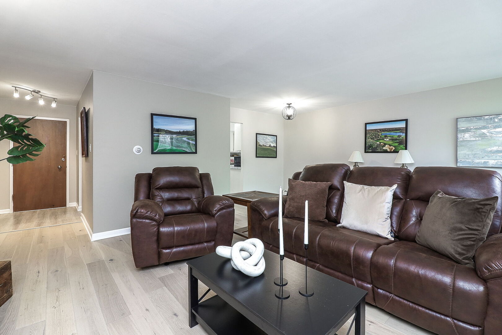 3941 Saratoga Avenue Unit: F-108