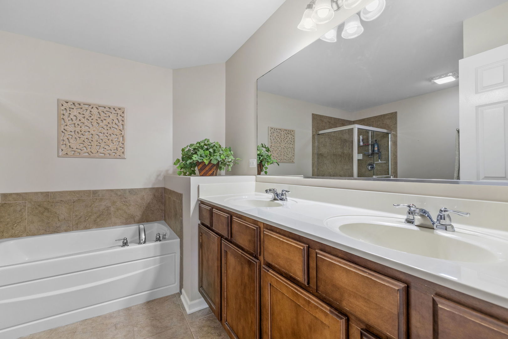 0N081 Forsythe Court