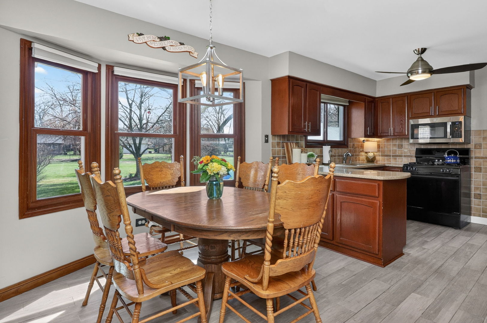 2123 Green Valley Road