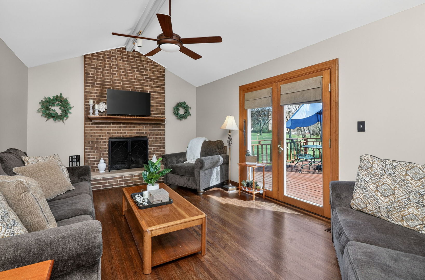 2123 Green Valley Road