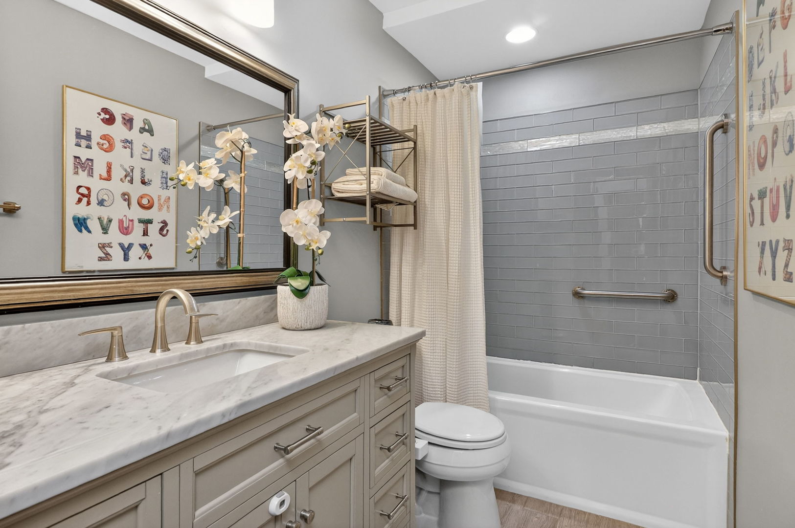 2123 Green Valley Road