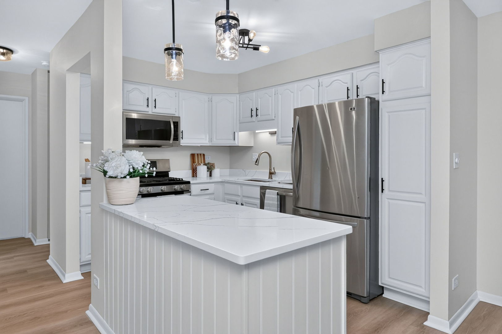 7353 Blackburn Avenue Unit: K106