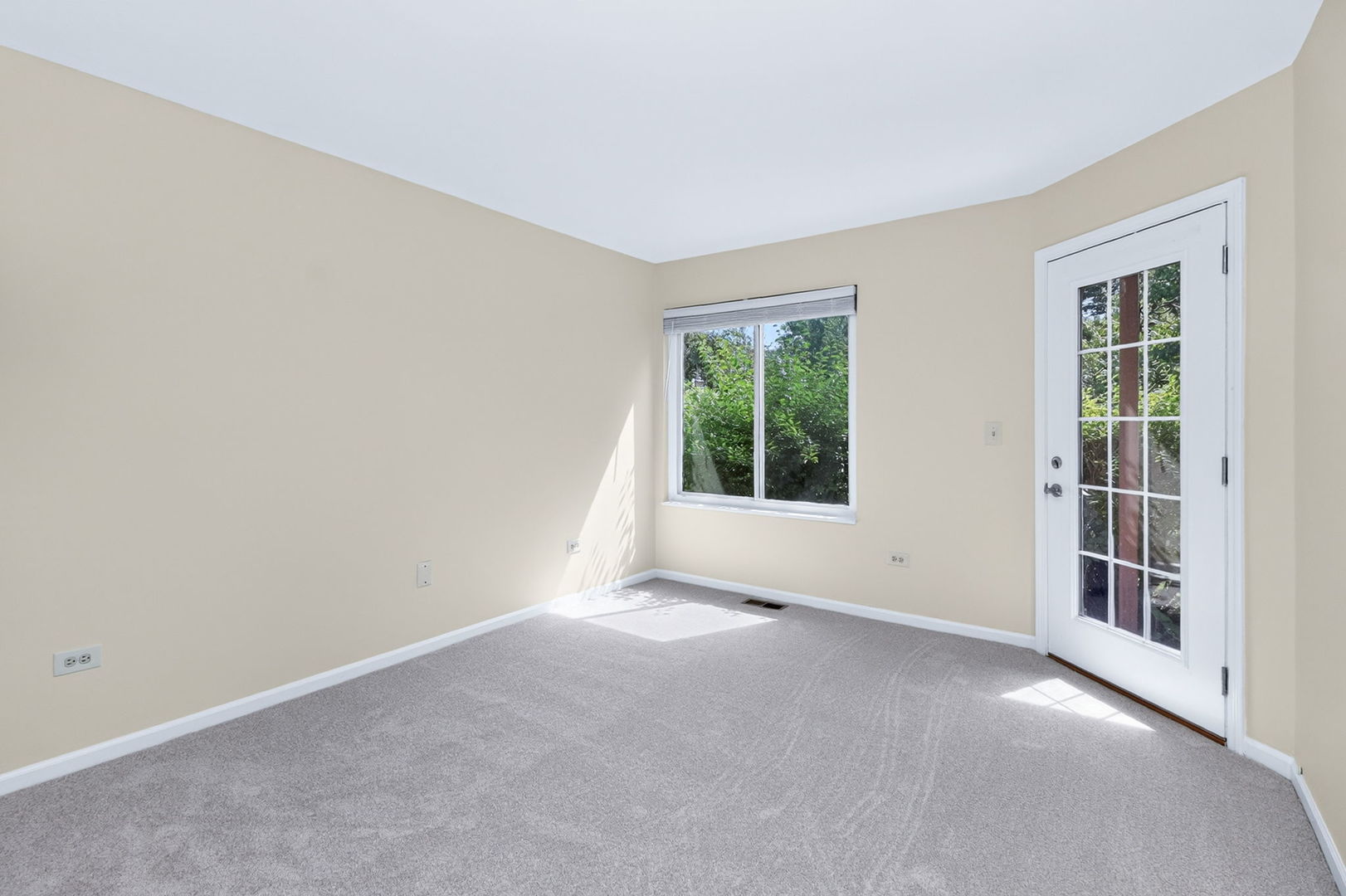 363 Pembroke Lane Unit: 1