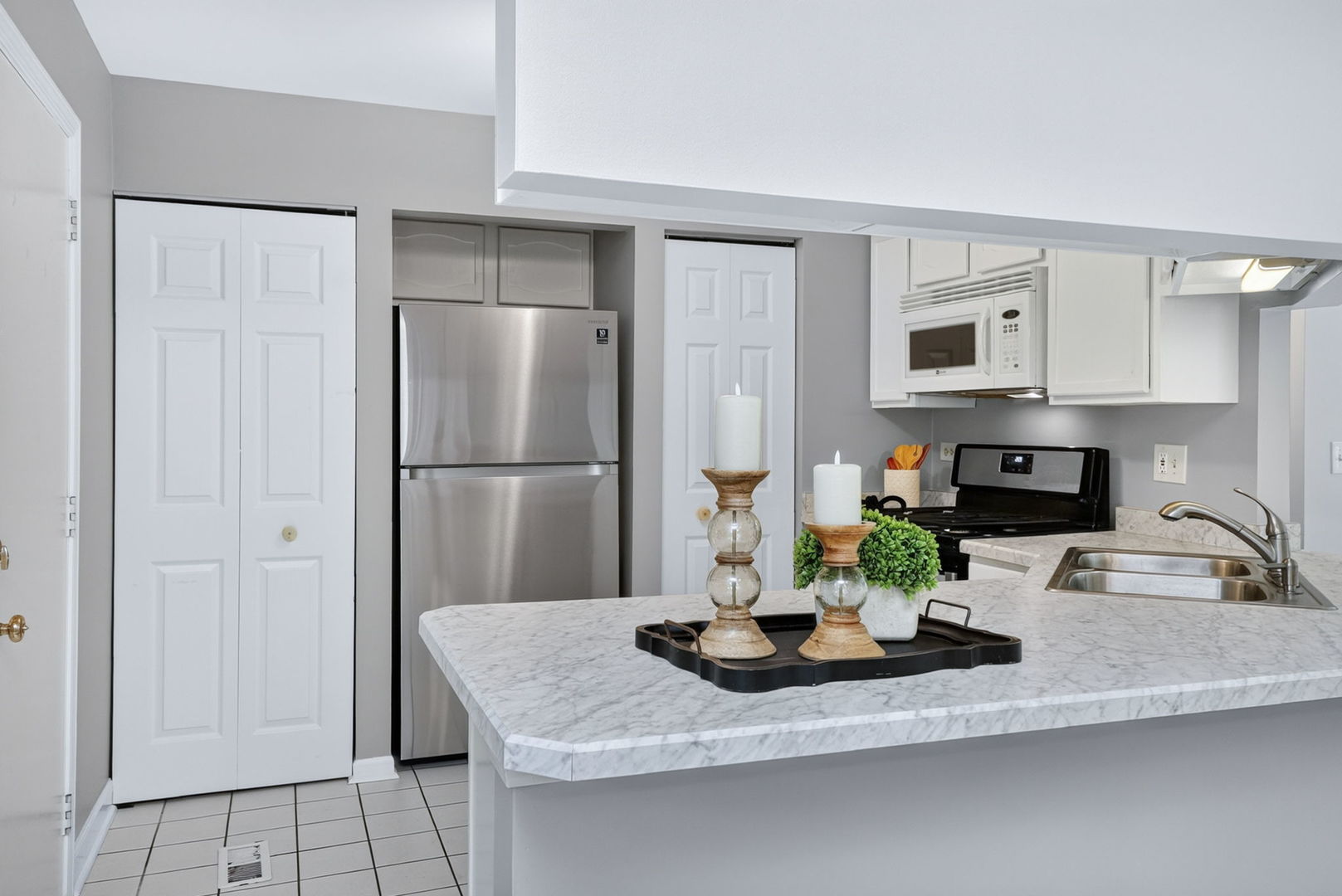 363 Pembroke Lane Unit: 1