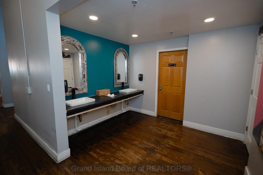 101 W 3rd Street