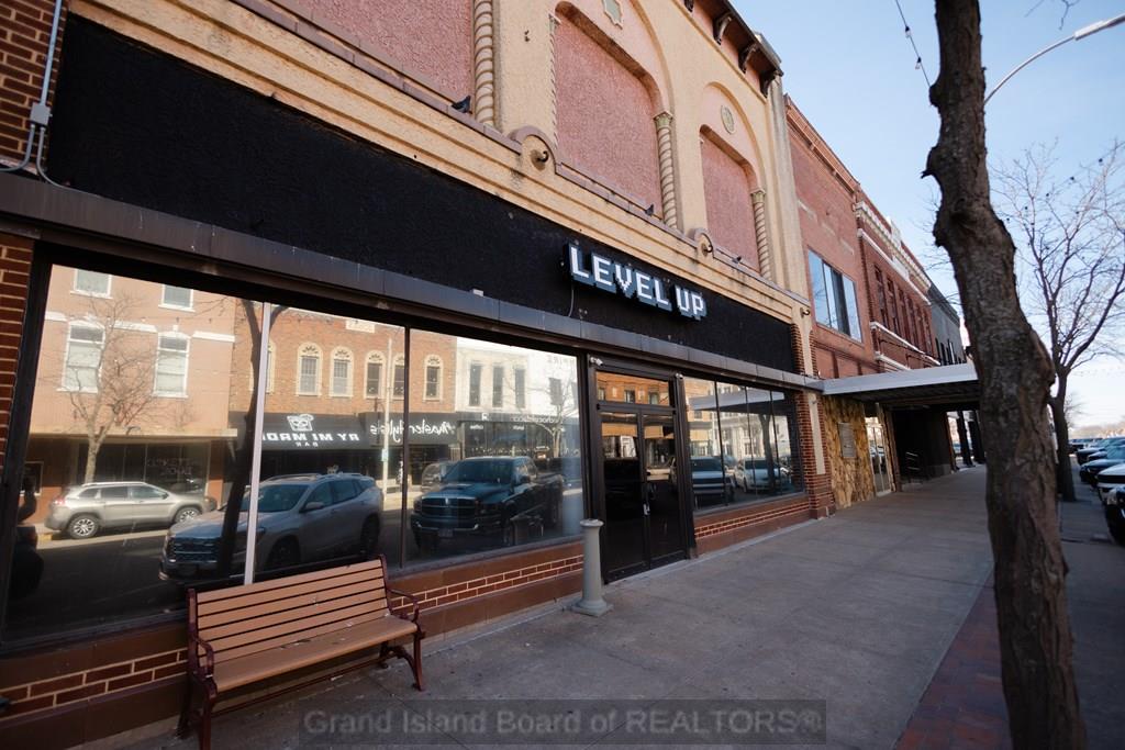 105 W 3rd Street