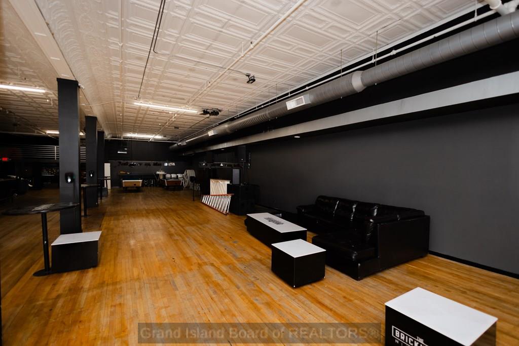 105 W 3rd Street