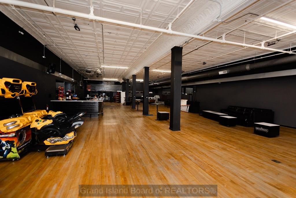 105 W 3rd Street