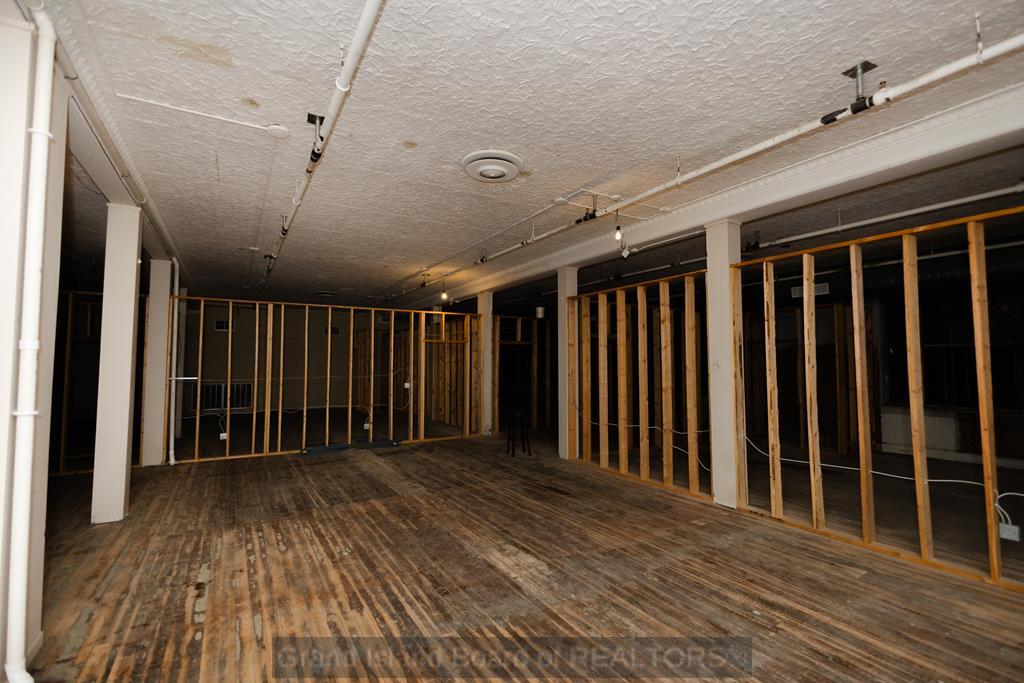 101 W 3rd Street