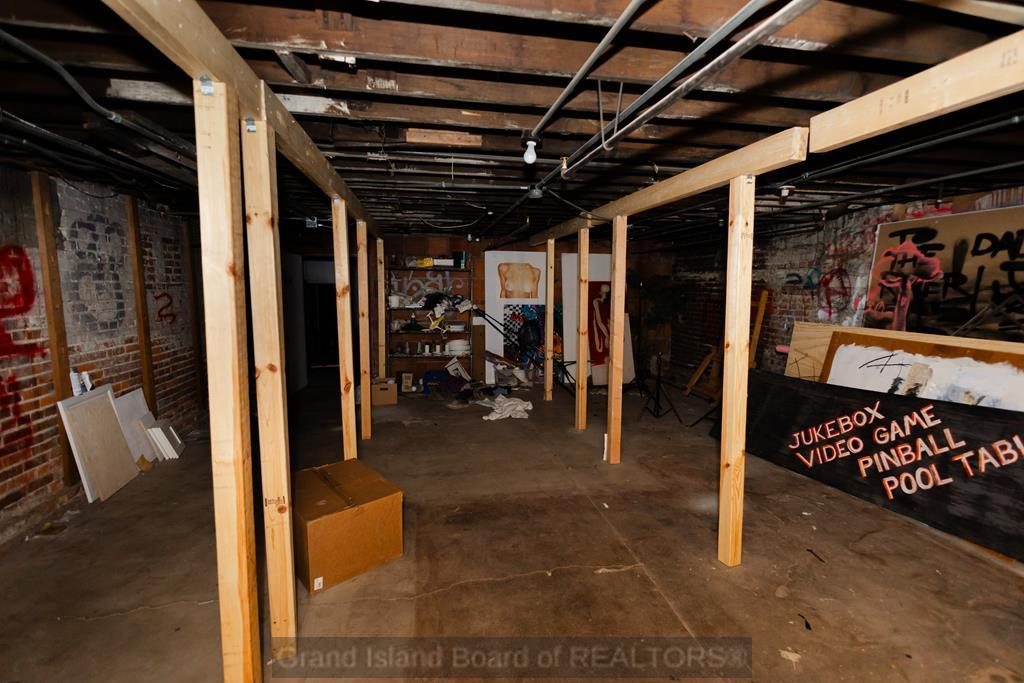 101 W 3rd Street