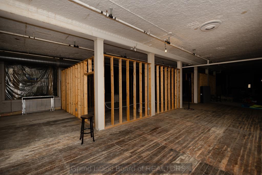 101 W 3rd Street