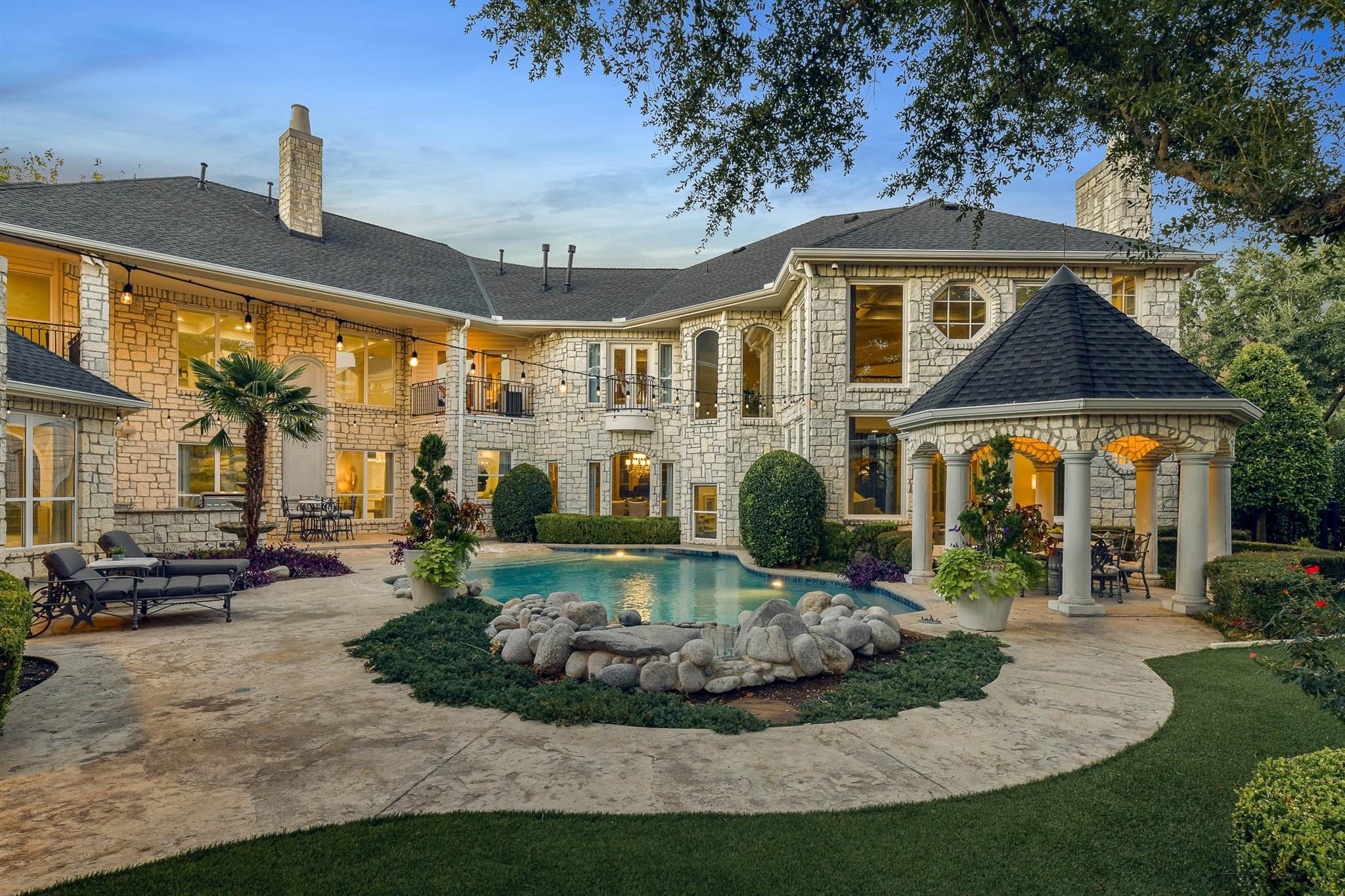 5243 Spicewood Lane