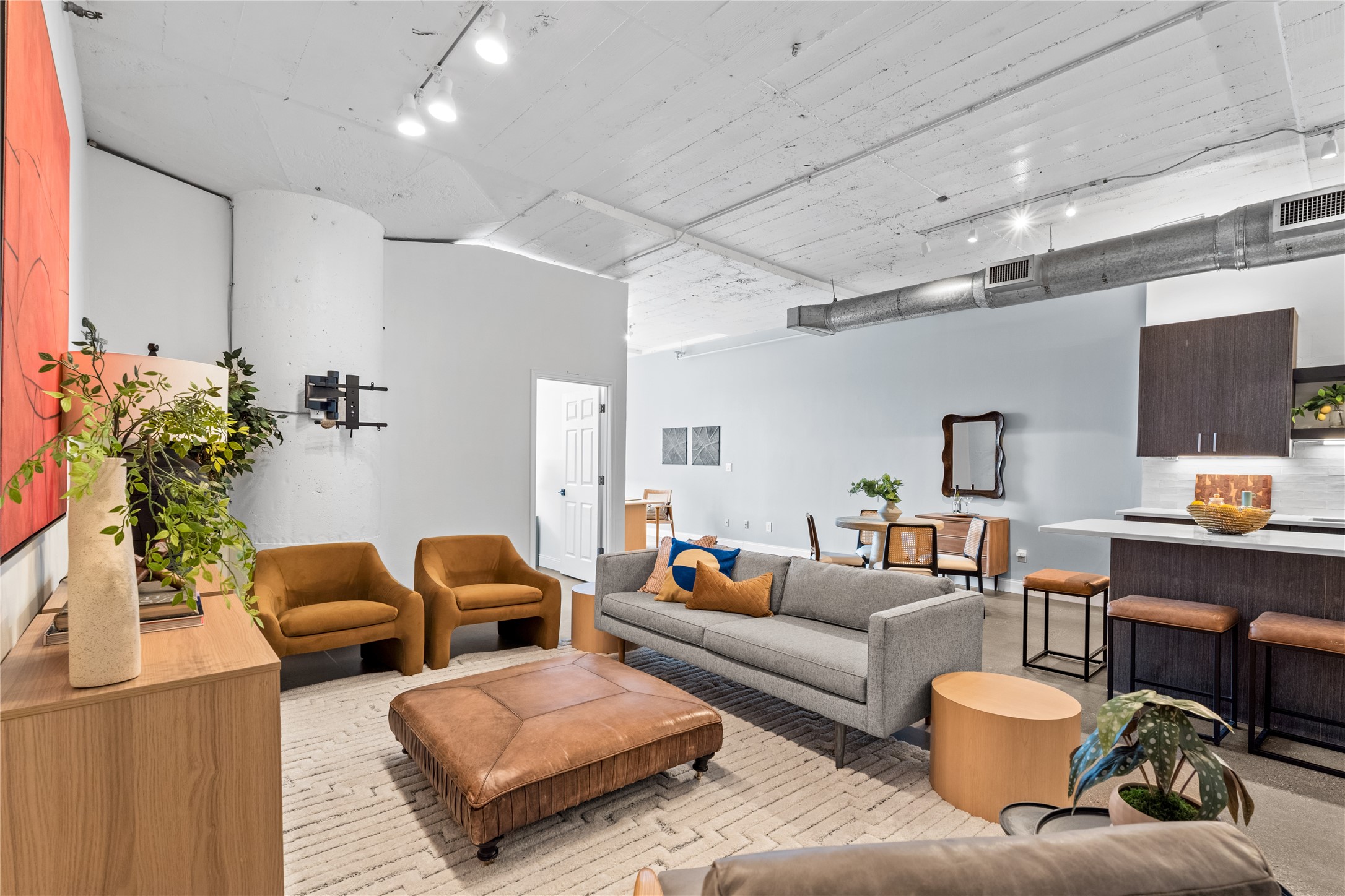 1122 Jackson Street 203