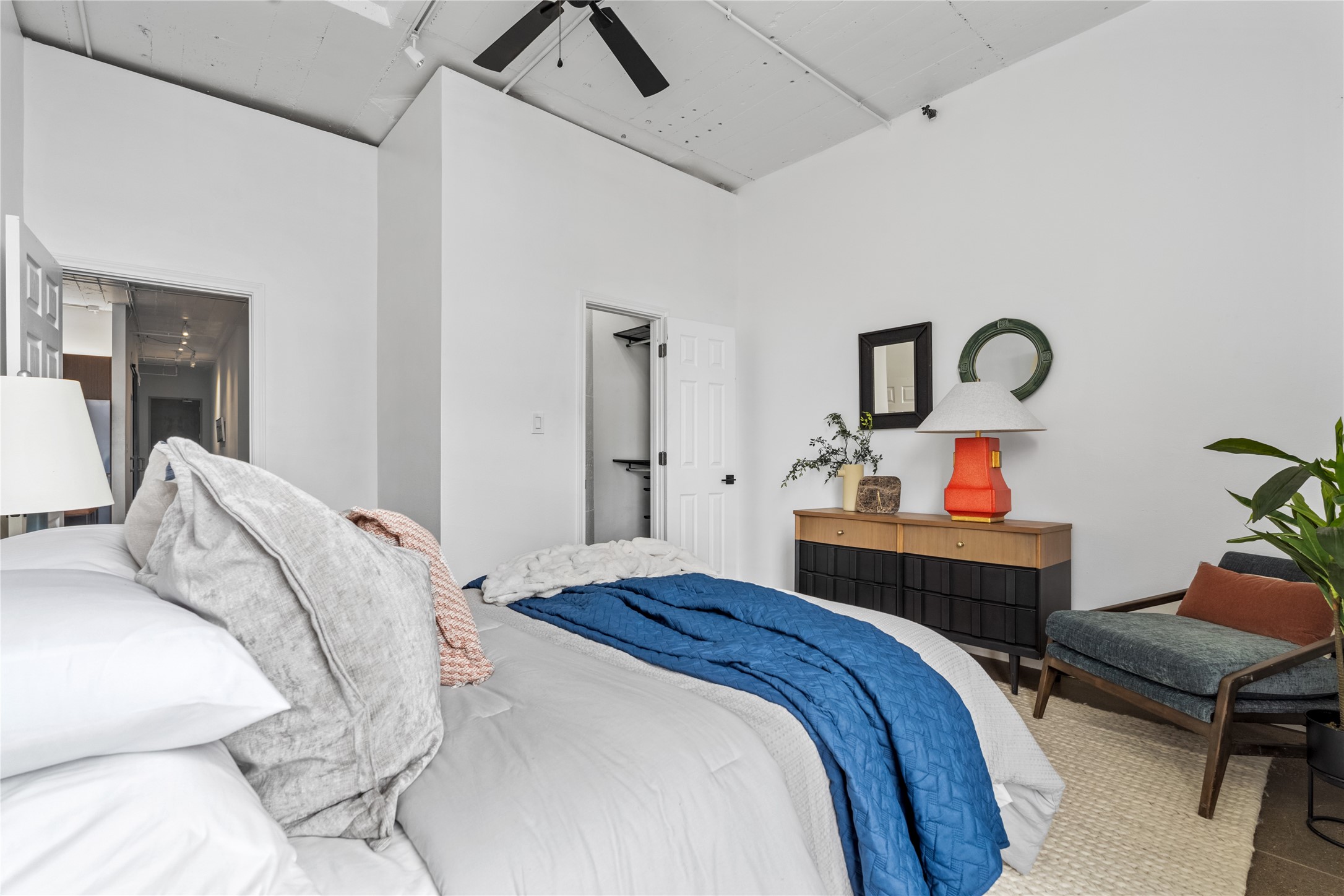 1122 Jackson Street 203