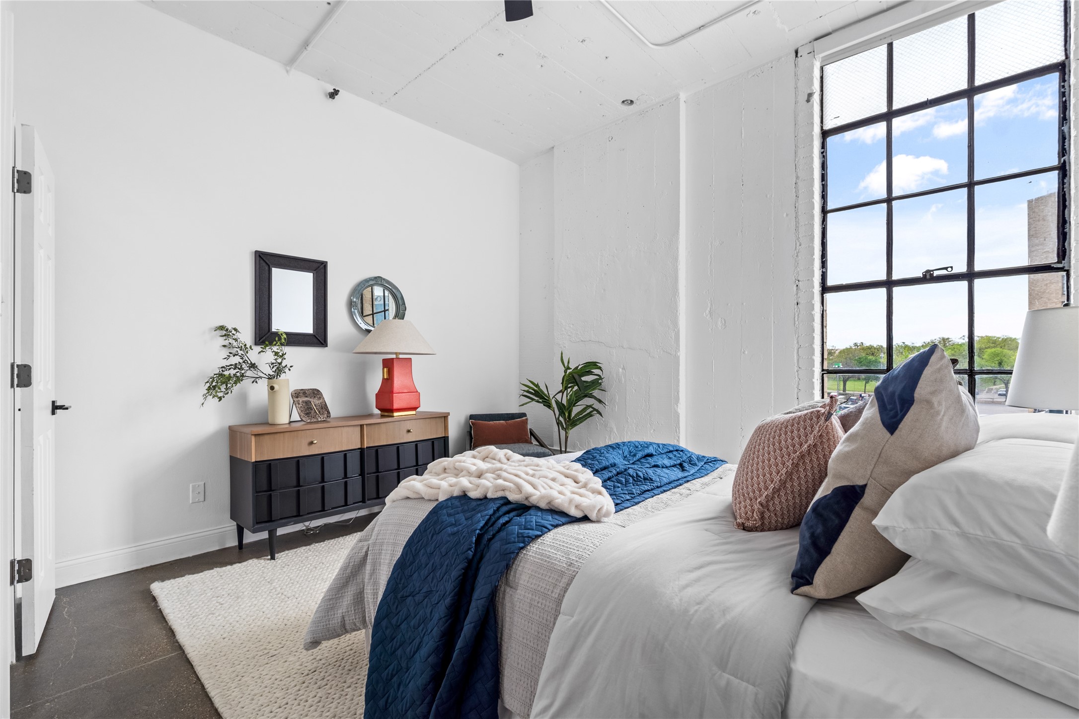 1122 Jackson Street 203