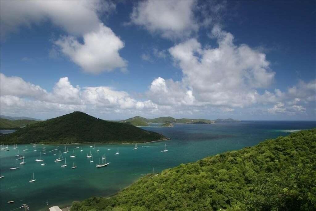 15-6 Carolina, St John