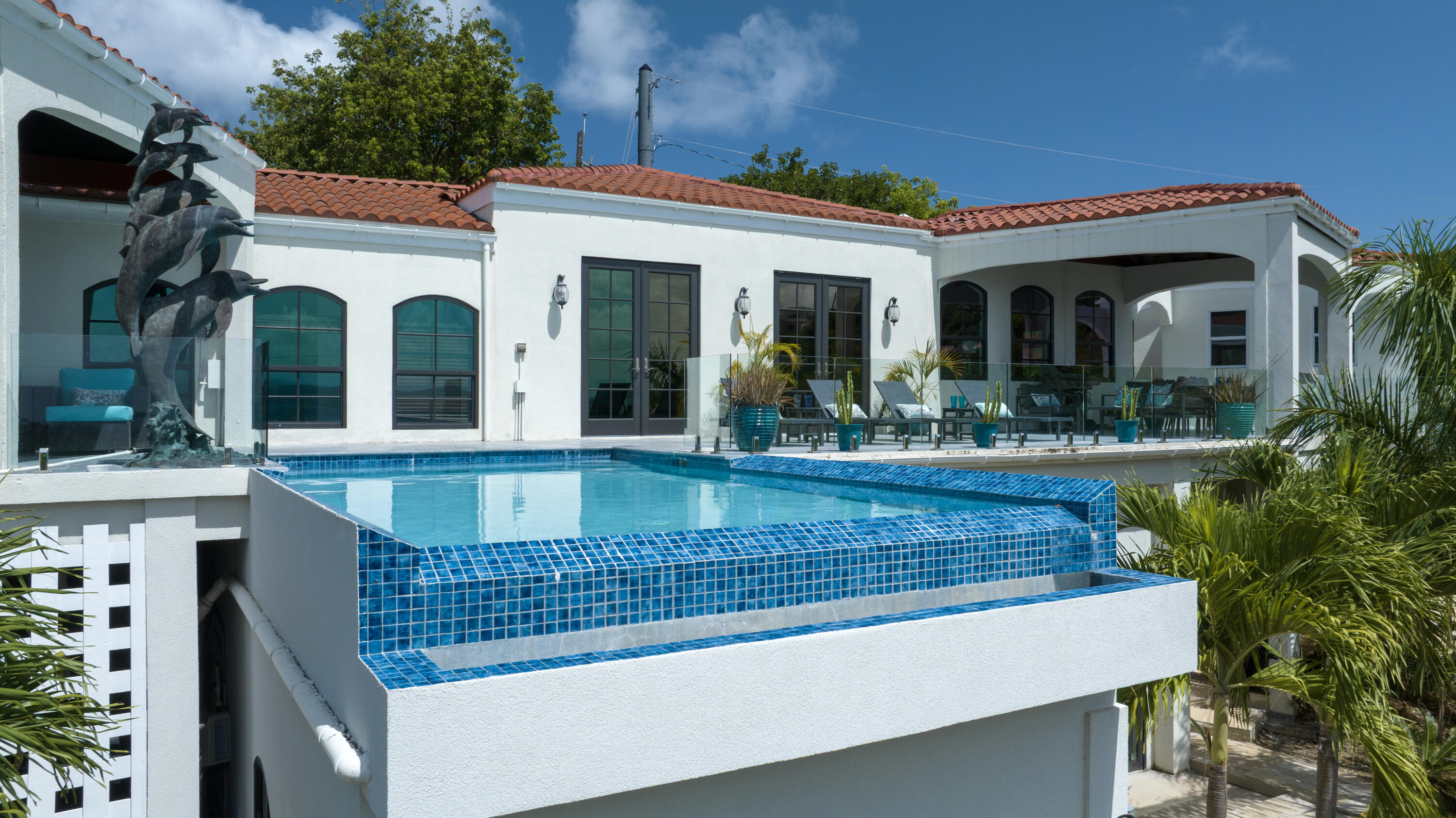 330-9 Chocolate Hole, St John