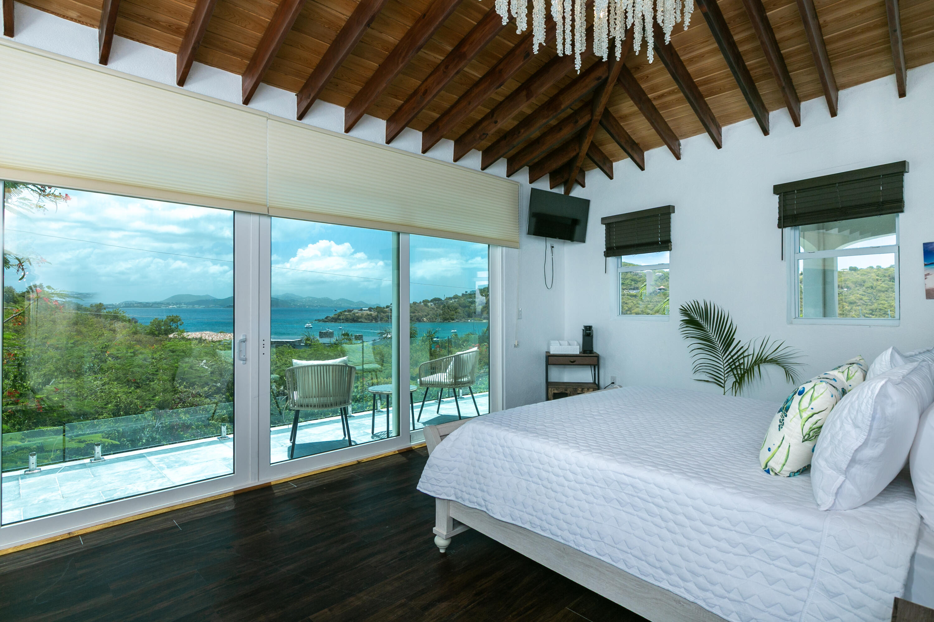 330-9 Chocolate Hole, St John