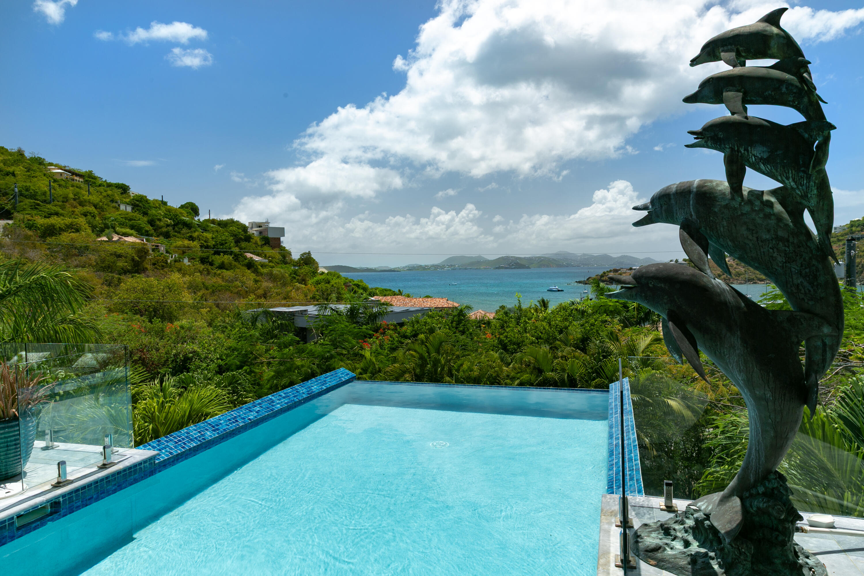 330-9 Chocolate Hole, St John