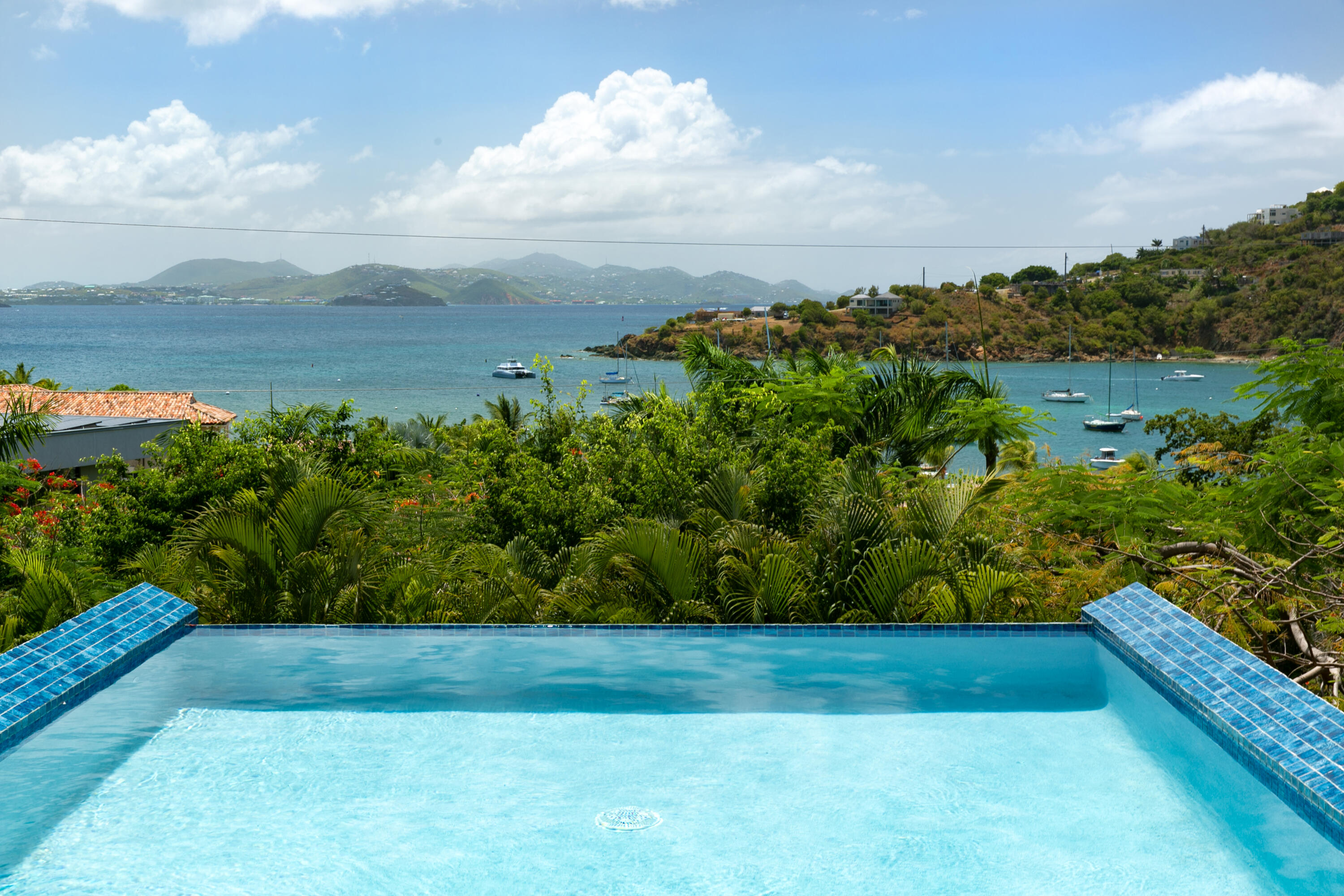 330-9 Chocolate Hole, St John