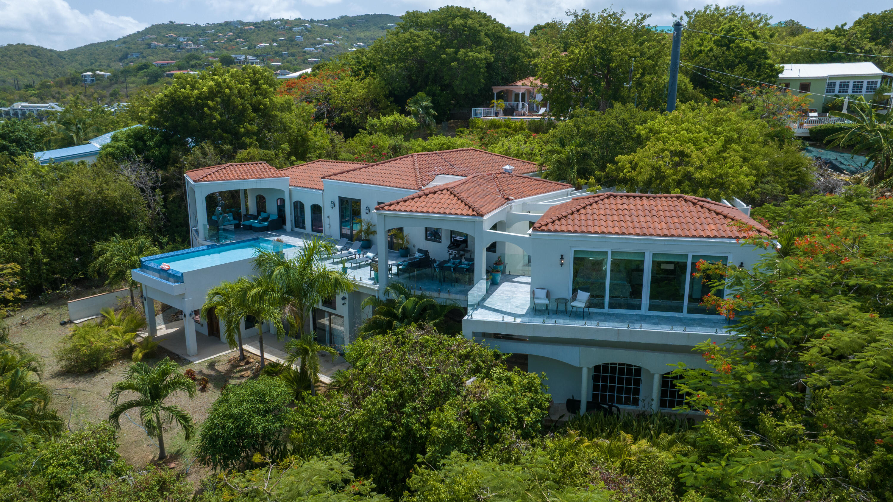 330-9 Chocolate Hole, St John