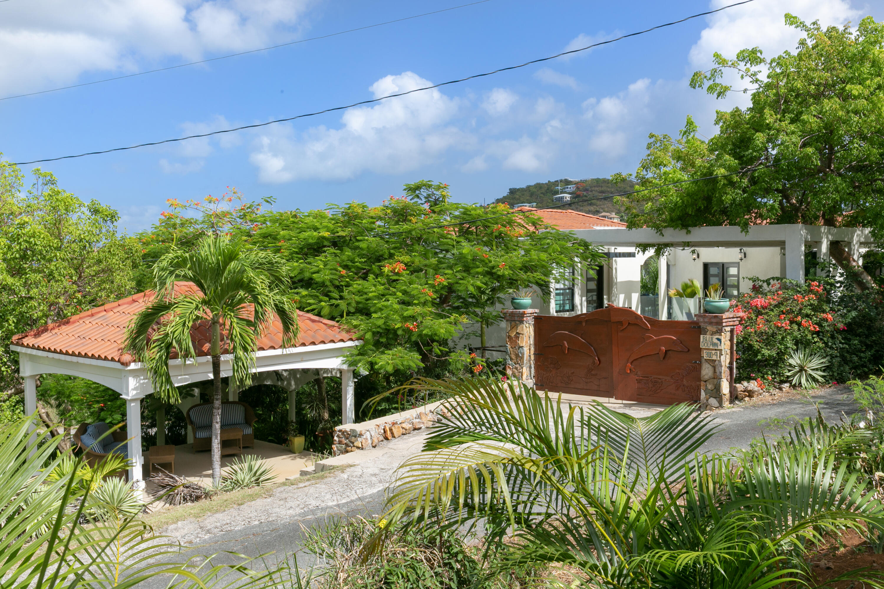 330-9 Chocolate Hole, St John