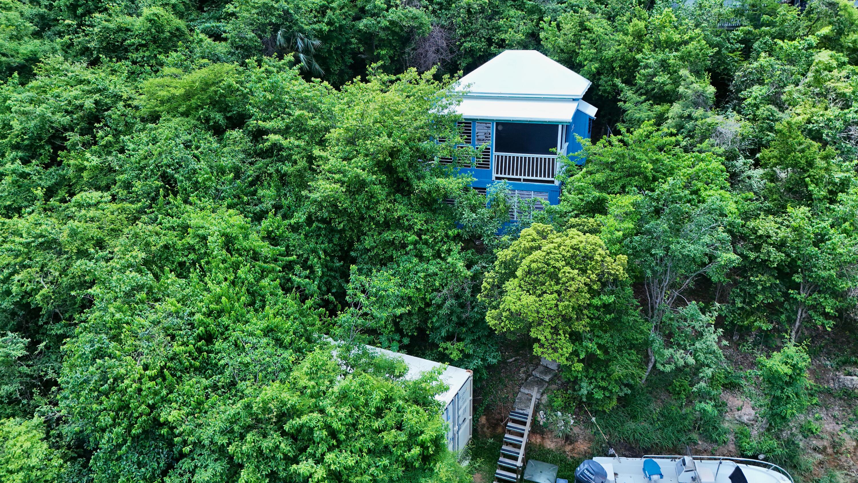 1-32A Carolina, St John