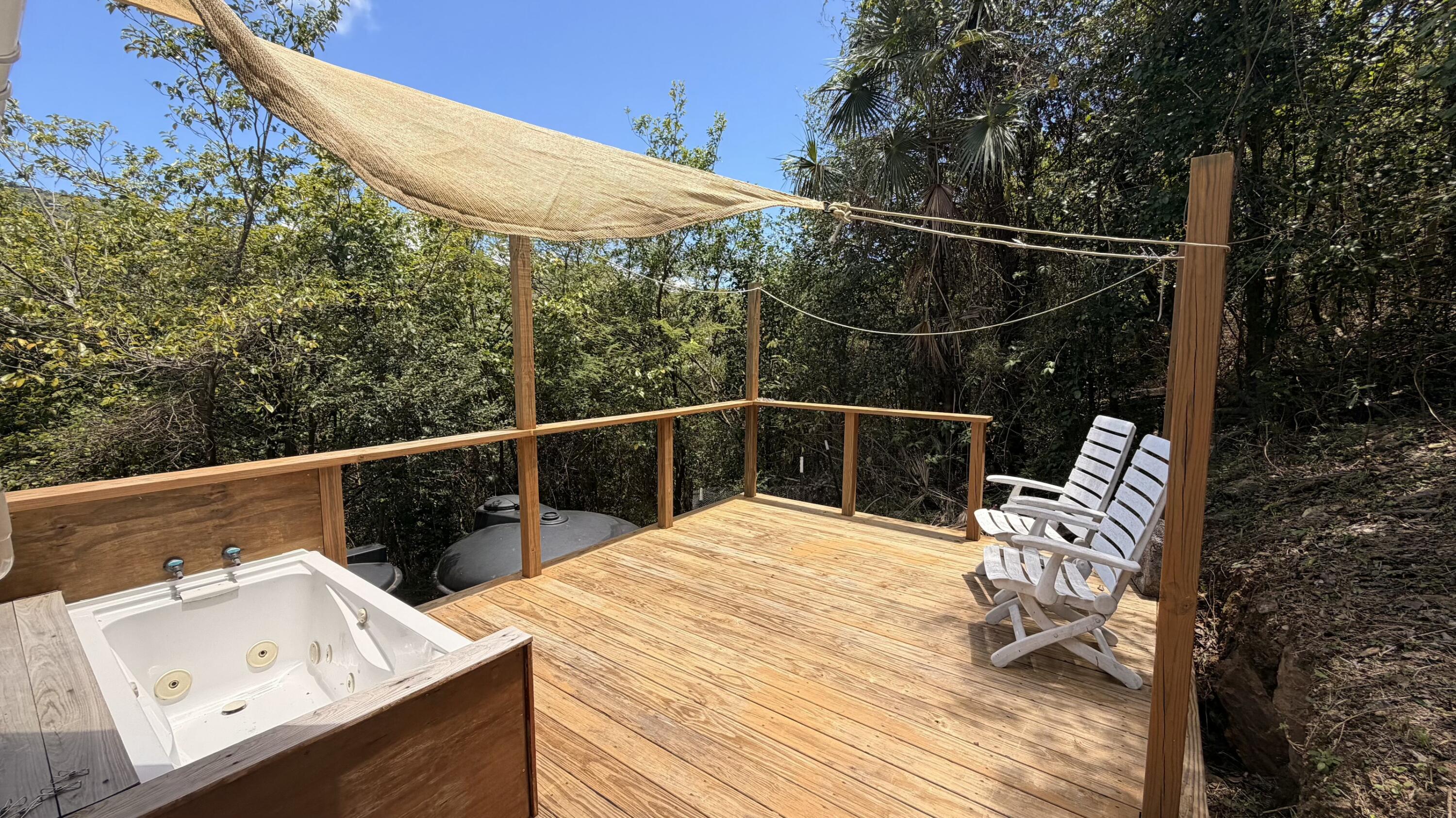 1-32A Carolina, St John