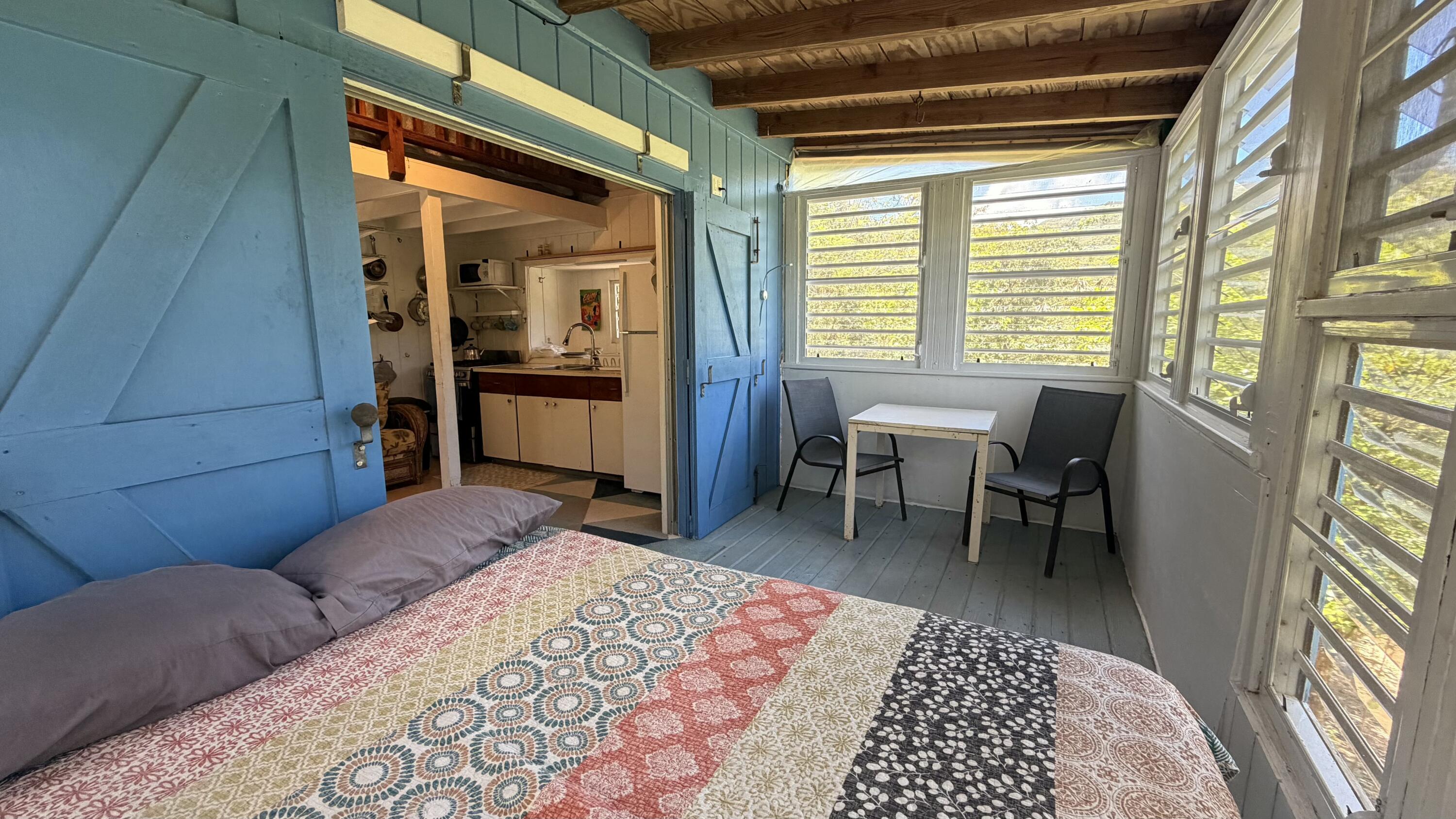 1-32A Carolina, St John