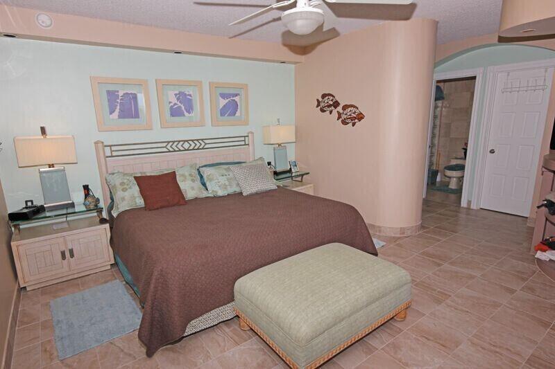 3B-60 Sans Soucci & Guinea Gut, St John