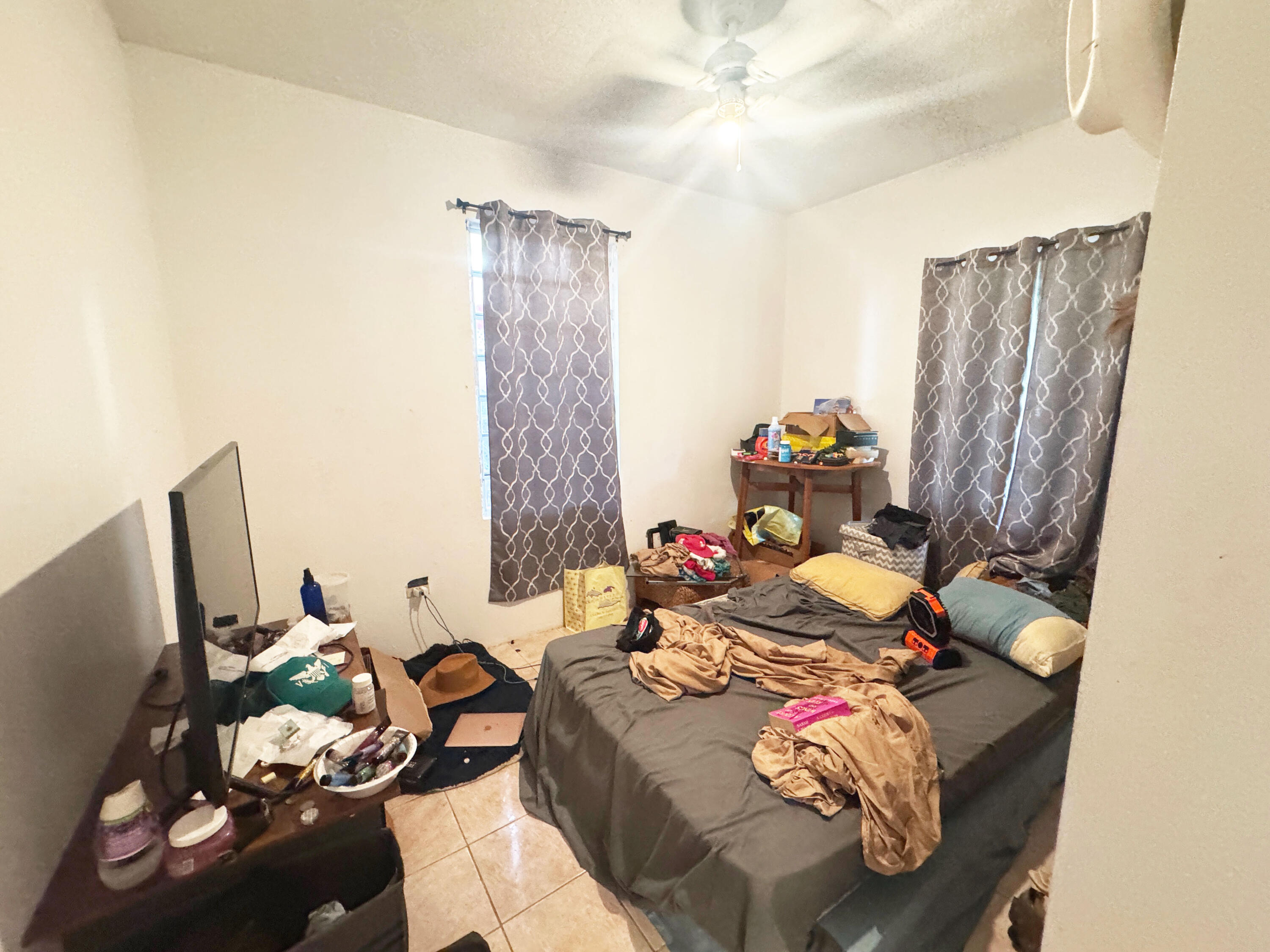 13BAA Contant/Enighed, St John
