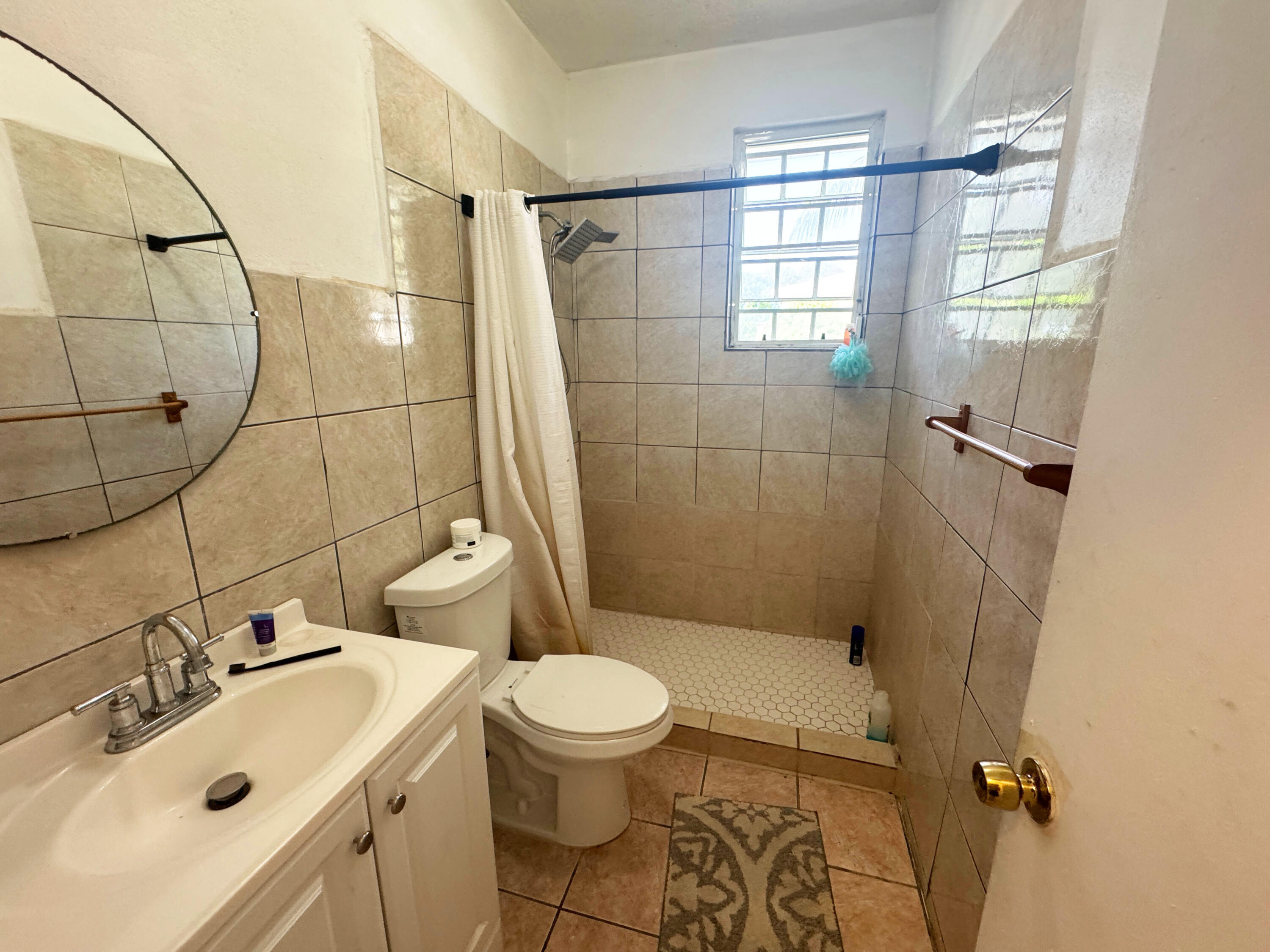 13BAA Contant/Enighed, St John