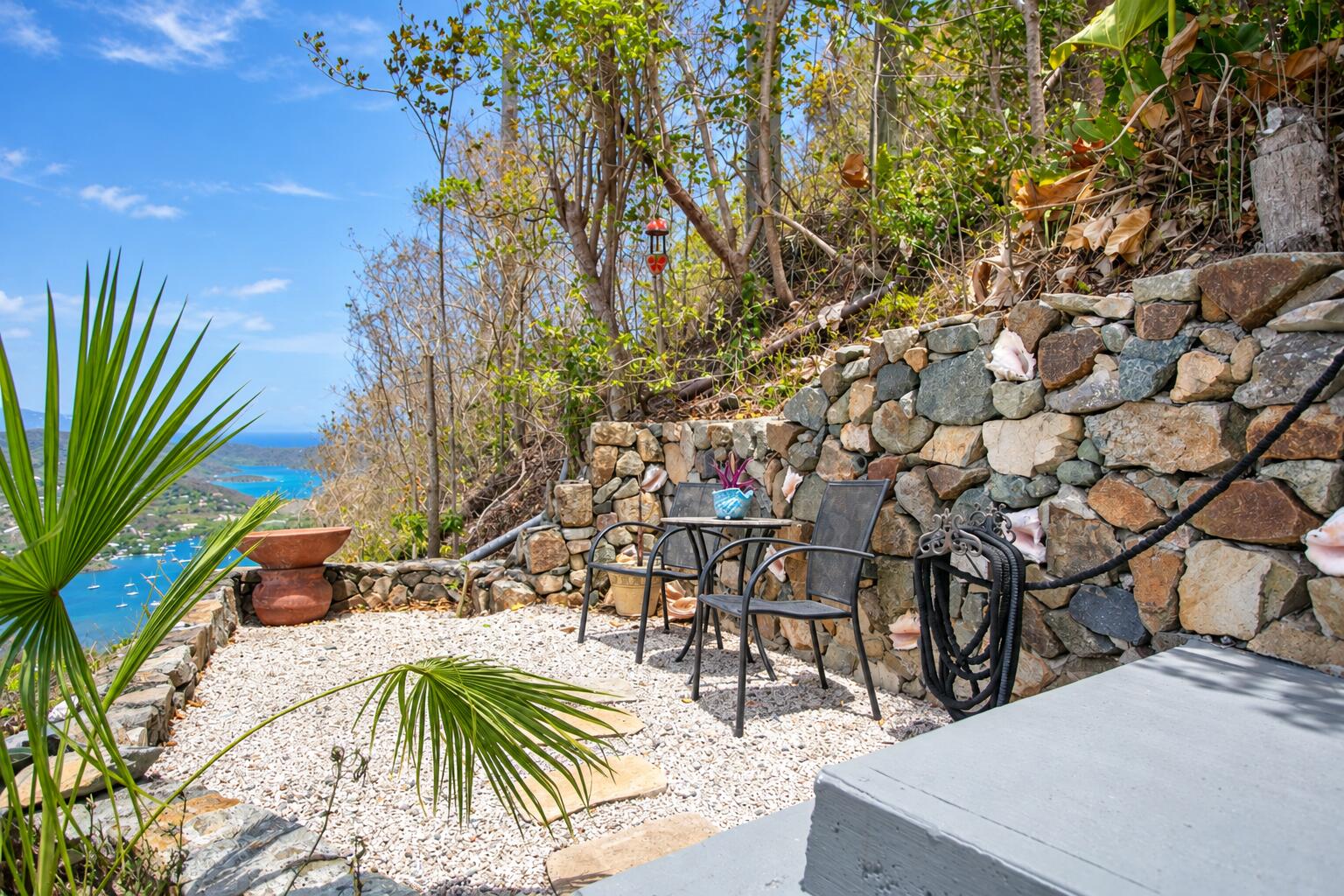 10-26-5REM Carolina, St John