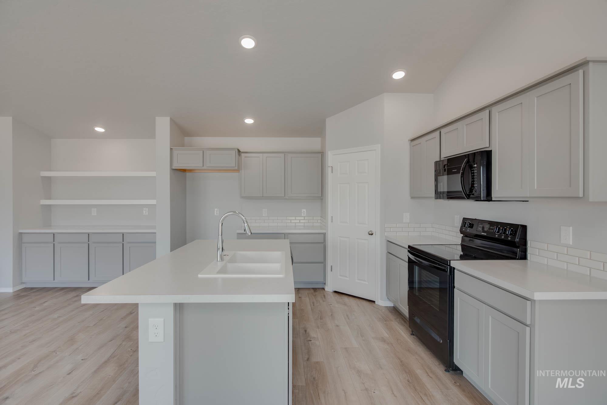 408 Jadeite Ave.