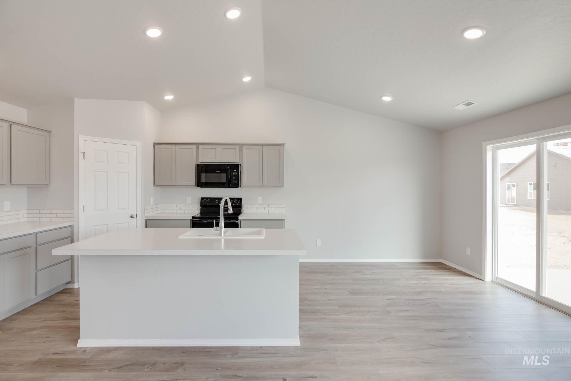 408 Jadeite Ave.
