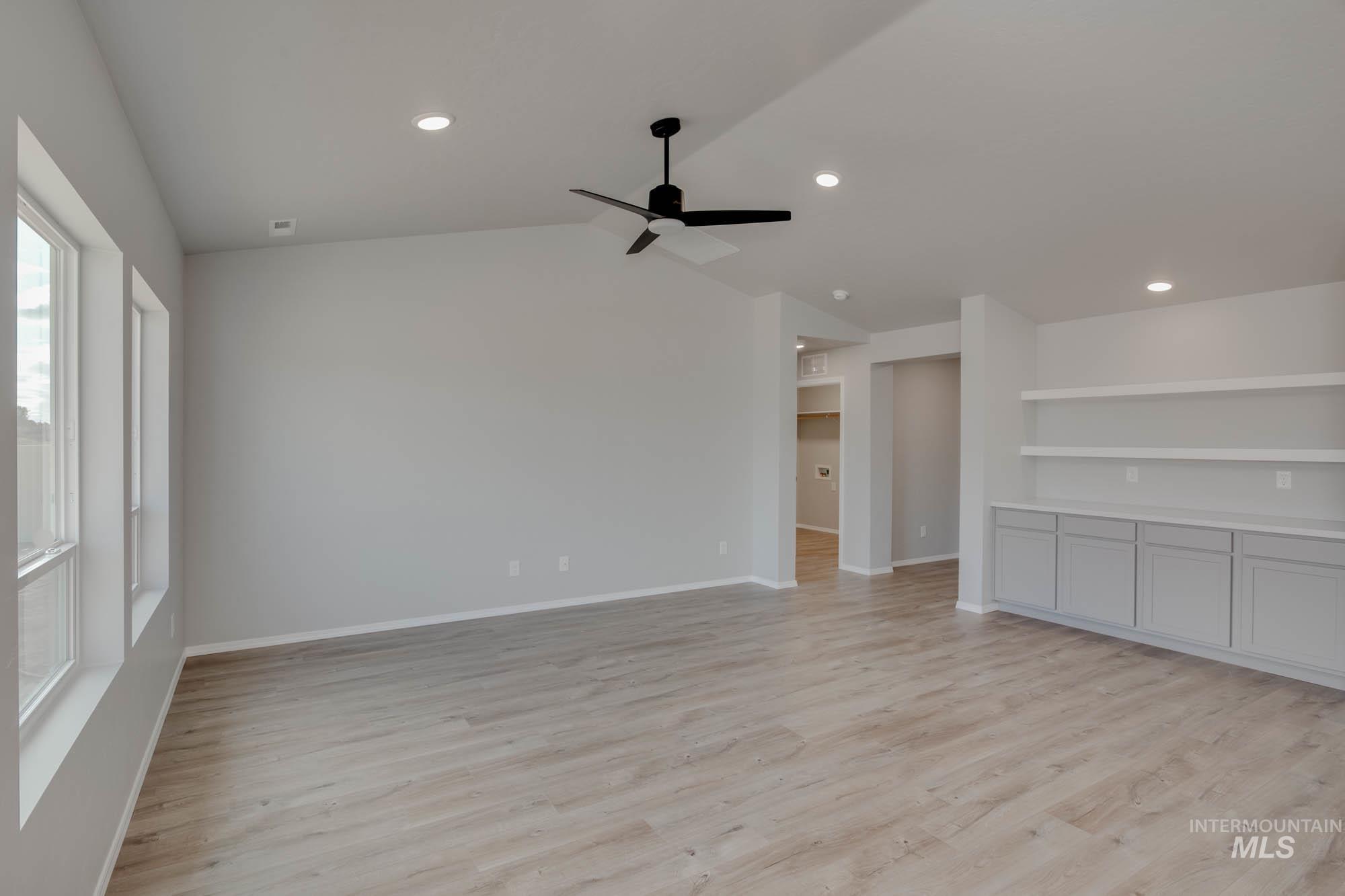 408 Jadeite Ave.