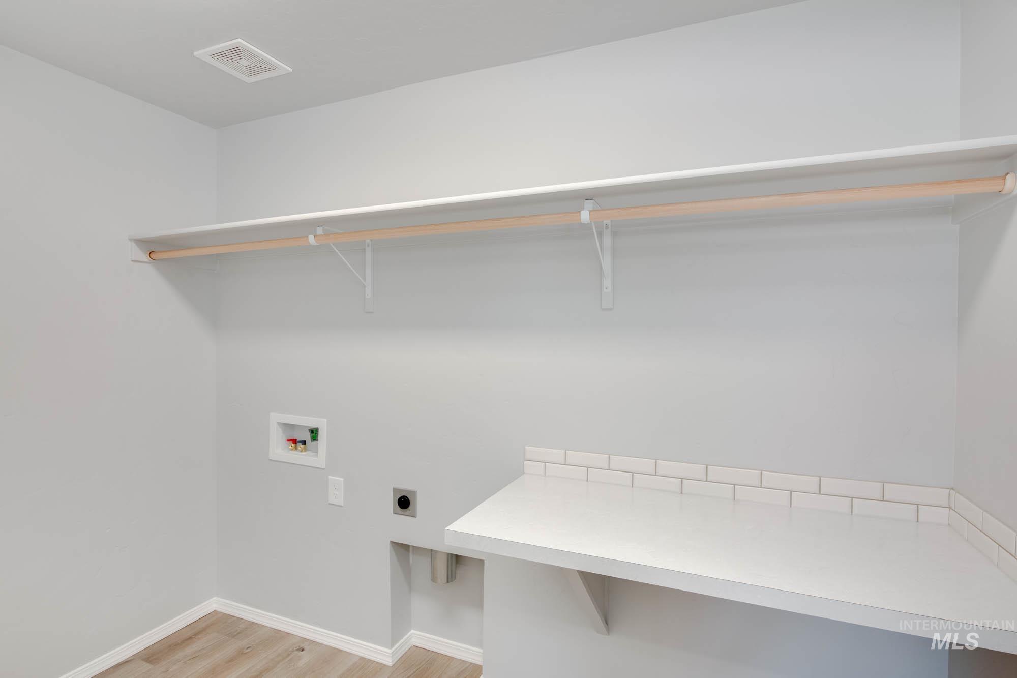 408 Jadeite Ave.