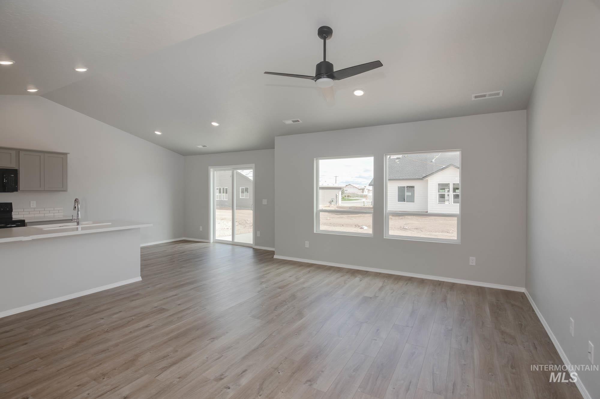 408 Jadeite Ave.