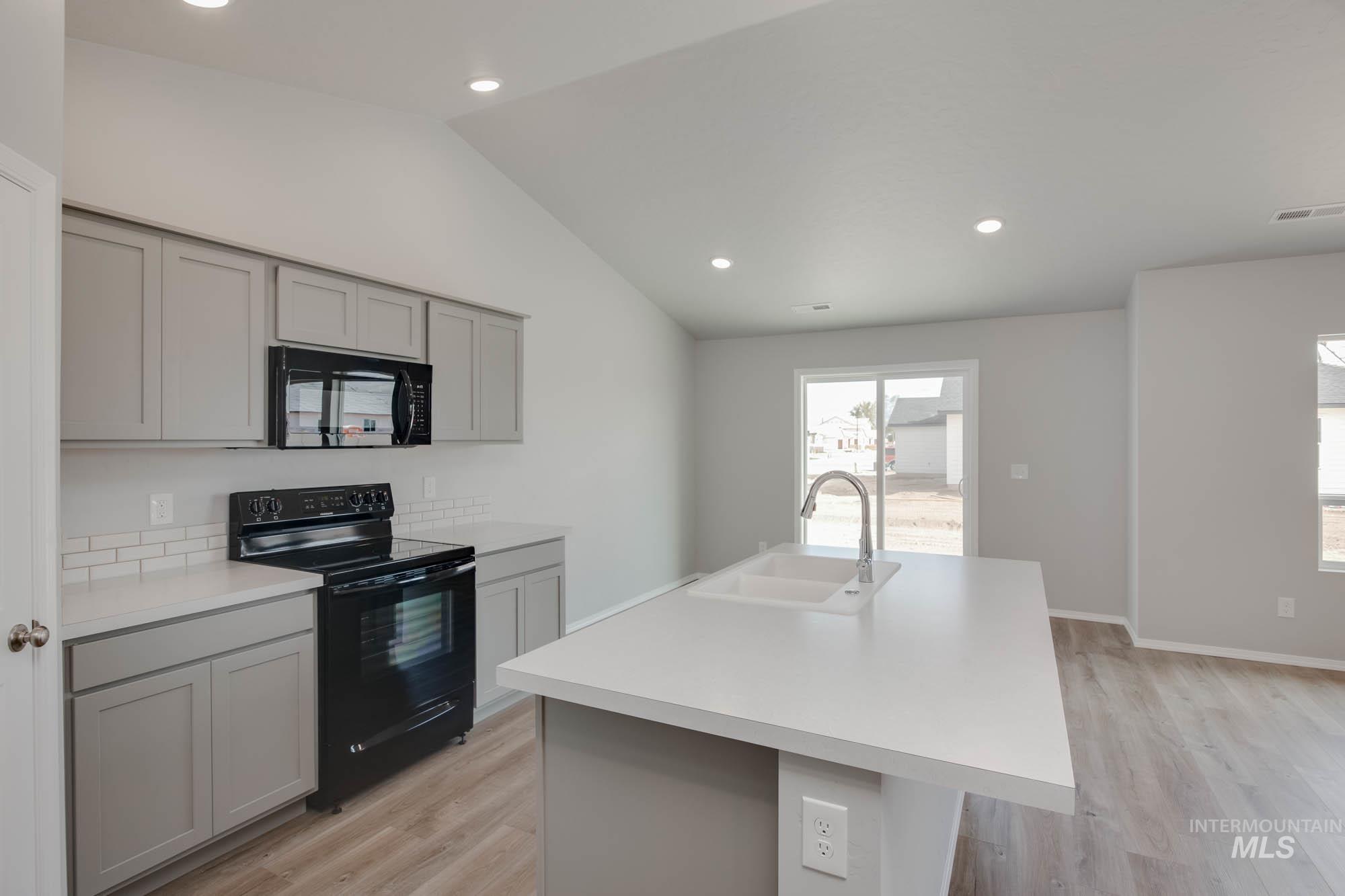 408 Jadeite Ave.