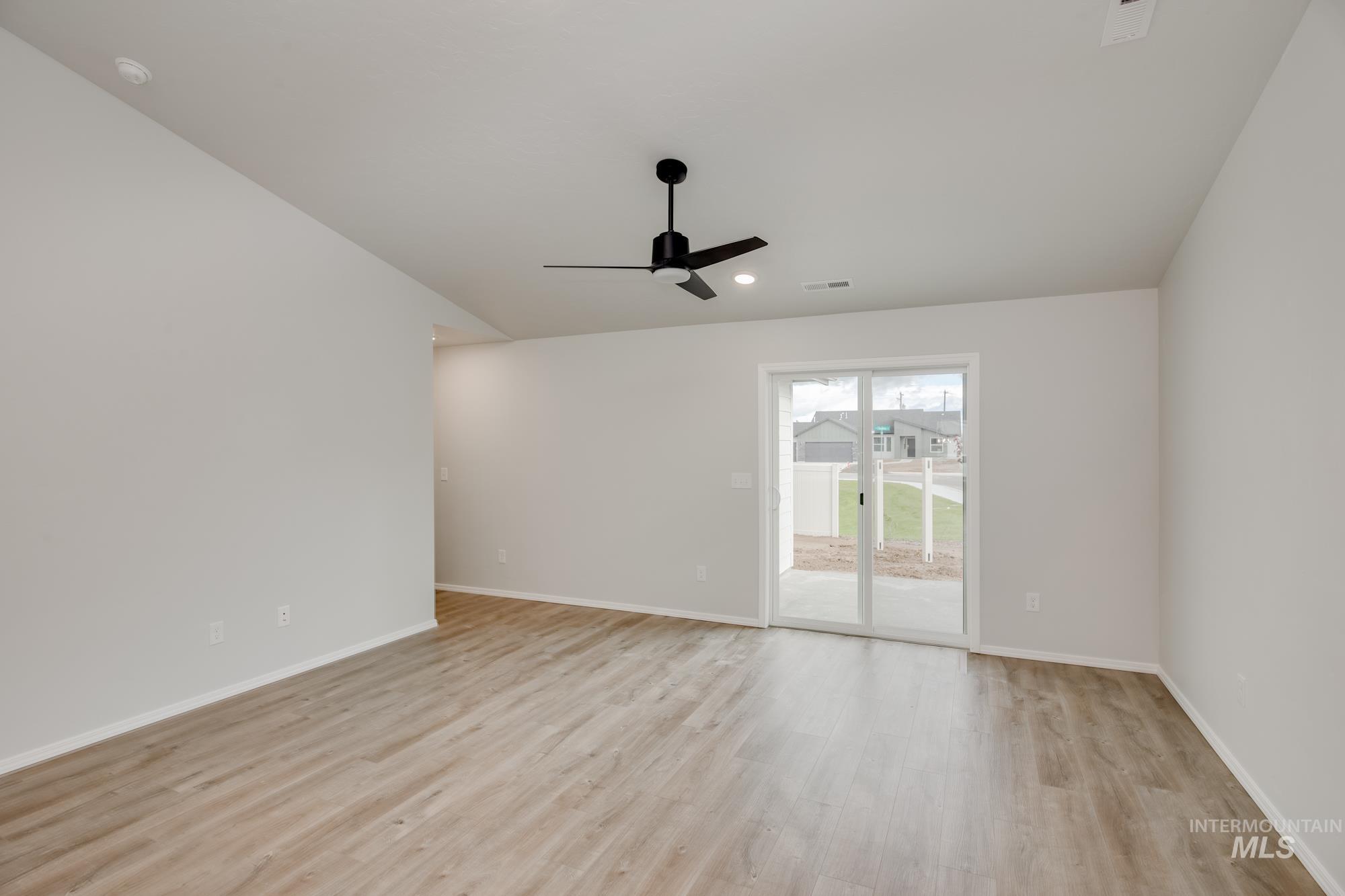 11106 W Peterborough St