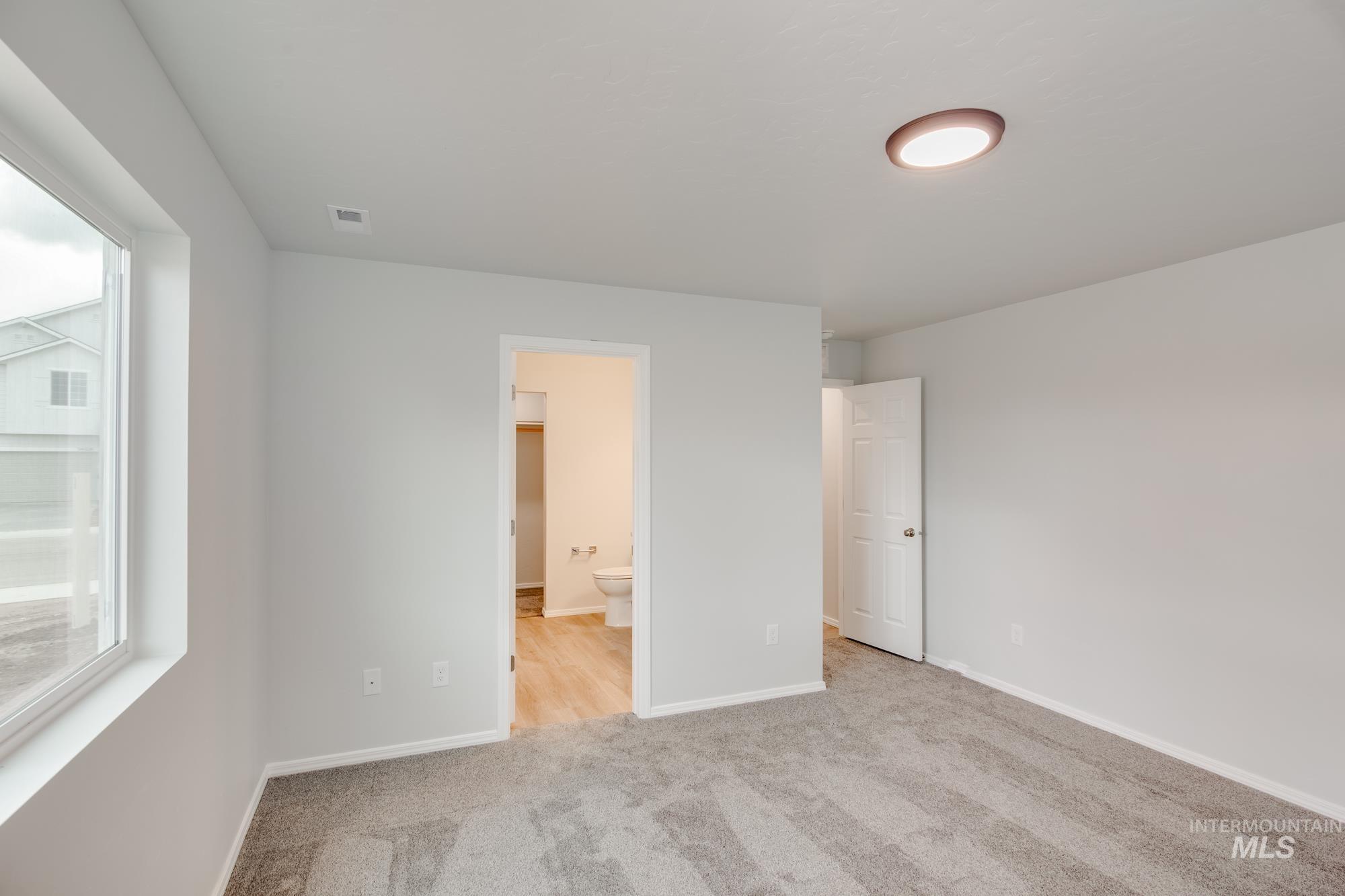 11106 W Peterborough St