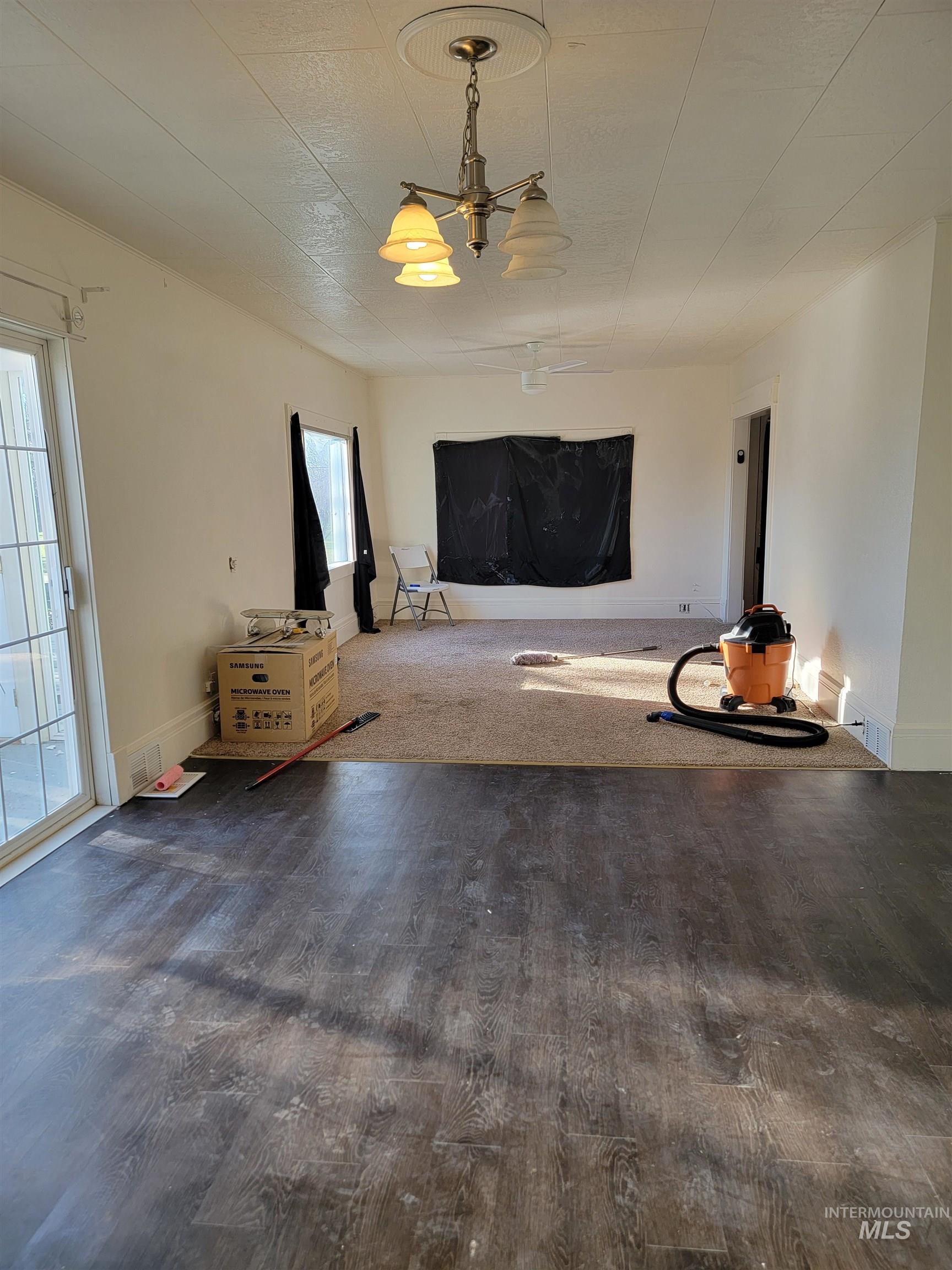 612 N 4th Street