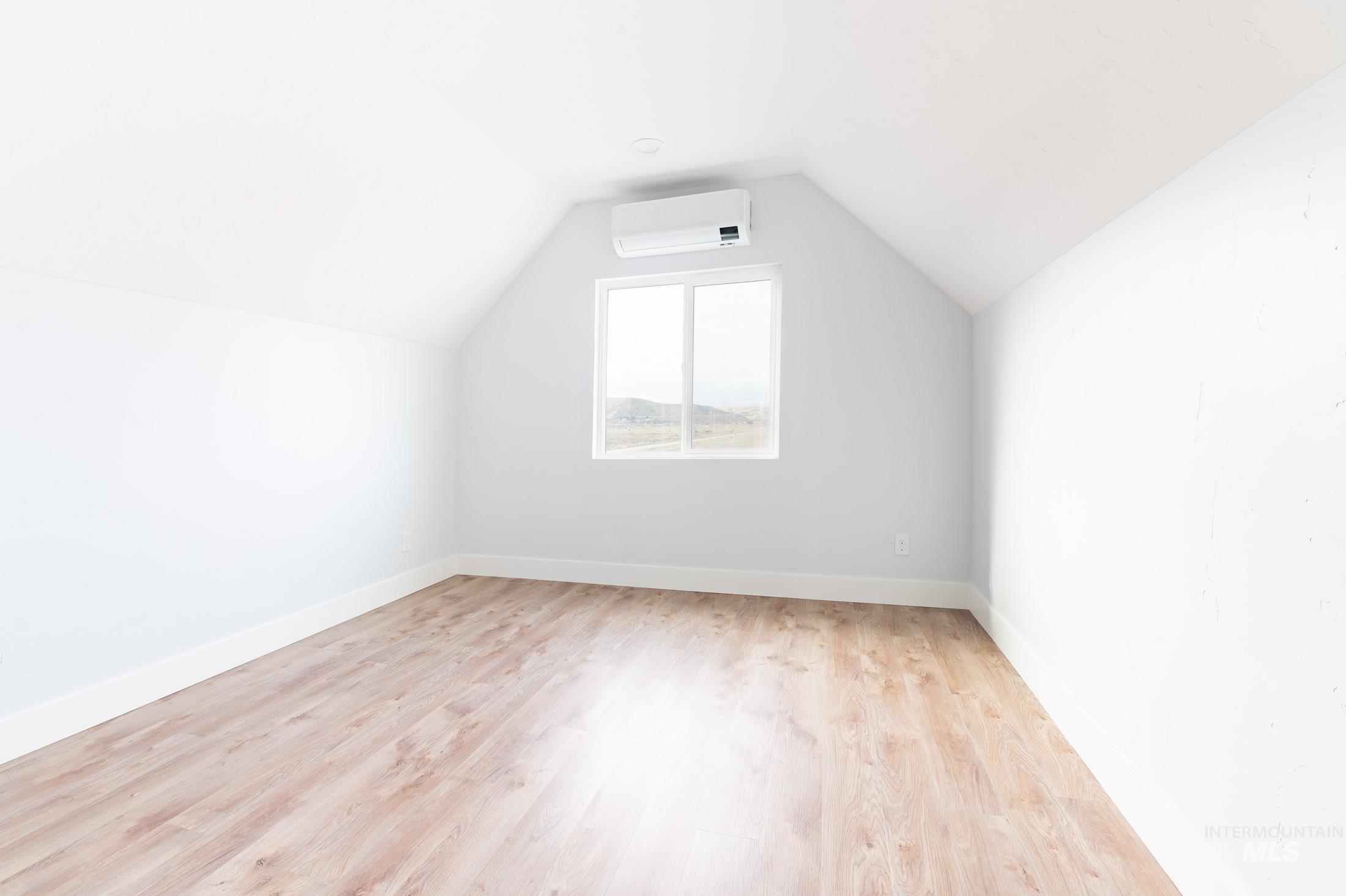 3020 W Sales Yard Rd