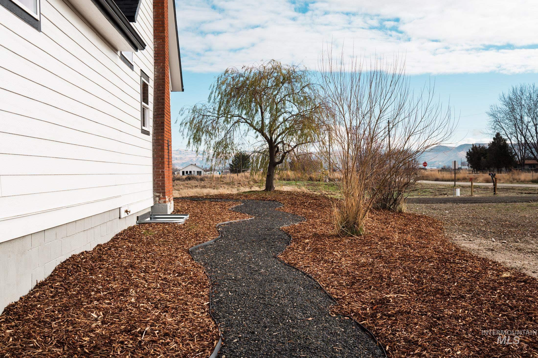 3020 W Sales Yard Rd